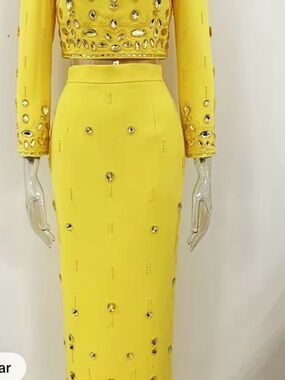 Embellished Yellow High-Waist Pencil Skirt